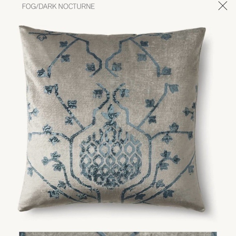 2 VELVET OUSHAK VINE PILLOW- SQUARE